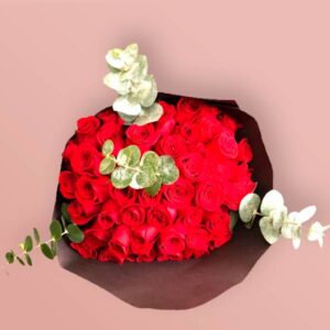 50 rosas rojas